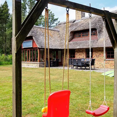 Three-bedroom Holiday In Blavand 36 * Øhuse