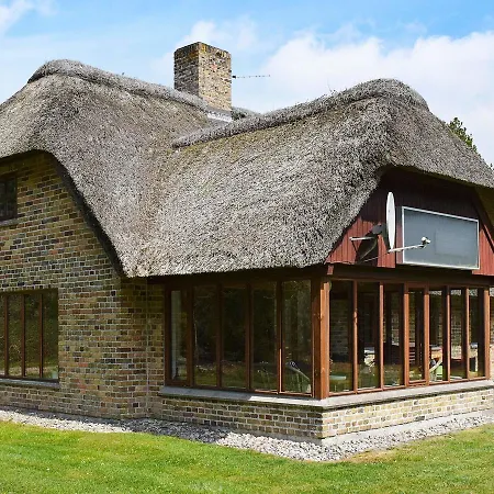 Three-bedroom Holiday In Blavand 36 *